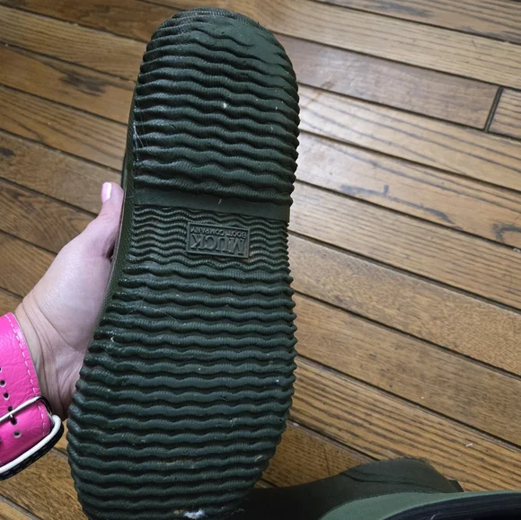 Muck Boot Co. Green Waterproof Scrub Boots - Picture 3 of 4